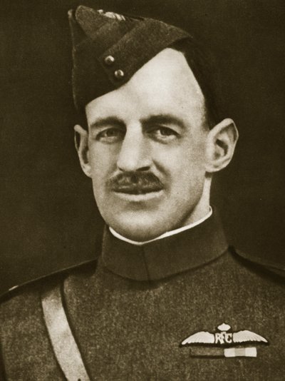 Bulutlarda bir savaşın yalnız kahramanı (fotogravür) by English Photographer